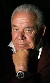 Tony Bullimore dead at 79: Sailor who famously survived four days in  upturned boat passes away