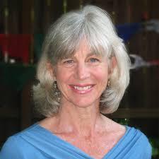 Elizabeth Share's Instagram, Twitter & Facebook