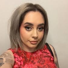 Maddison Page's Instagram, Twitter & Facebook