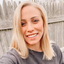 Becky Moss (@beckyrmoss) • Threads, Say more