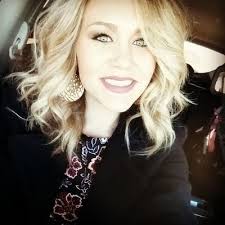 Lainie Baker (@LainieBaker)