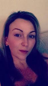 Kelly-Anne Dunlop is fundraising for Cancer Research UK