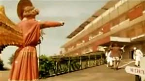 Mi hai fatto sgobbare delle ore per un hippie che ascolta solamente i beatles!? Sono L Arcangelo Gabriele Vieni A Letto Con Me 50enne A Processo Per Stalking