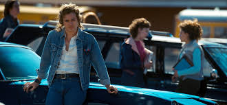 Billy S Mullet Is The Biggest Breakout Star Of Stranger Things Season 2 Stranger Things Season Stranger Things Steve Stranger Things 2