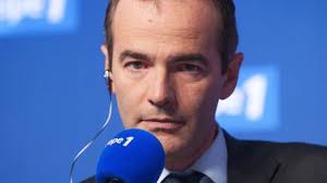 Franck ferrand est à la fois historien, écrivain, animateur d'émissions d'histoire à la. Franck Ferrand Raconte Son Emouvant Coming Out Aupres De Ses Parents Voici