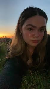 Heather Brumbaugh's Instagram, Twitter & Facebook