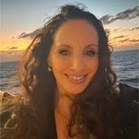 Janet Columbro's Instagram, Twitter & Facebook