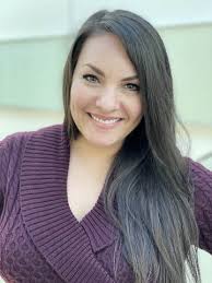 Carmen Varela's Instagram, Twitter & Facebook