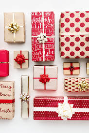 25 Minimalist Christmas Gift Wrapping Ideas Lady Decluttered Christmas Gift Packaging Pretty Gift Wrapping Ideas Cute Gift Wrapping Ideas