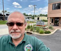 Travis Penland's Instagram, Twitter & Facebook