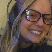 Lea Huff's Instagram, Twitter & Facebook