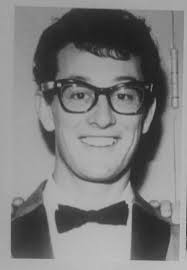 TODAY IS YOUR BUDDY FREDDYBOY BIRTHDAY YALL 🎉🎉🍰🎁