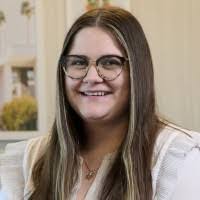 Amber Arneson's Instagram, Twitter & Facebook