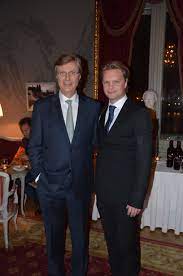 Born 2 june 1946) is a swedish film director. Lasse Hallstrom