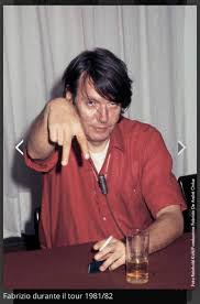E poi a un tratto l'amore scoppiò dappertutto. Quella Volta Che Ho Intervistato Fabrizio De Andre E Mi Ha Detto Che Assomigliavo A Una Squaw Onde Funky