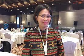Jun 17, 2021 · panitia kedua kegiatan pwi sumsel itu diminta menyiapkan perlengkapan mencuci tangan dan cairan pembersih tangan (hand sanitizer) di lokasi acara, mewajibkan seluruh peserta dan tamu undangan memakai masker, serta mencegah terjadinya kerumunan atau menerapkan 'fisical distancing' secara ketat, katanya. Viral Lulusan Ui Keluhkan Gaji Rp8 Juta Ini Kata Direktur Coca Cola Antara News