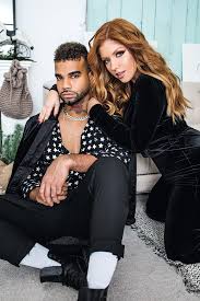 Igen, eléggé extrém lesz, de sokat nem akarok előre elárulni. Story Kallay Saunders Andras Es A Parja Tolvai Reni Mindketten Eloadomuveszek Igy Az Elmult Esztendot Eleg Nehezen Veszeltek At Minden Tekintetben A Parommal Mindketten Egyutt Viseljuk Ennek A Nehez Idoszaknak A Terheit