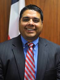 Stephen Santellana outspends Tim Ingle in mayoral race