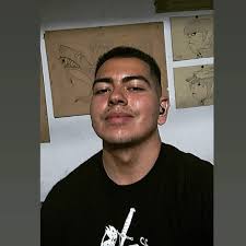 sabiasque La versión infantil de Thor que aparece al inicio del tráiler de  'Thor: Love and Thurder' es Tristan Hemsworth, hijo de Chris Hemsworth.