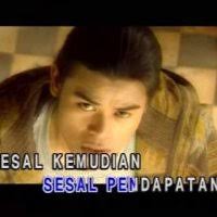 'tiada lagi' merupakan salah satu singel hit milik penyanyi mayangsari yang rilis pada 1998. Lirik Lagu Tiada Lagi Lagu Rindu Budak Kacamata