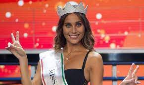 She is also known for her dancing and competed as part. Rachele Risaliti Miss Italia Nel 2016 Ospite A Top Flop Radio Luiss