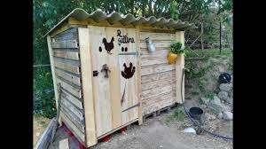 La maison à ossature palette : Fabriquer Un Poulailler En Palettes Diy Mes Poules