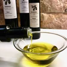 Anyone who has had a chemical processing done to their hair (think perms, hair straightening or hair coloring) may have damaged hair that needs protecting. Diy Extra Virgin Olive Oil Hair Treatments Kardamas