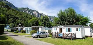 Cathy sesqué 05 62 92 85 85. Partir Entre Amis En Camping A Luz Saint Sauveur Dans Les Hautes Pyrenees