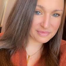 Danielle Kersey's Instagram, Twitter & Facebook