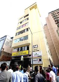 Uco bank has 2,589 branches, 12,355 atm's and 42,230 employees across the country. Fire Breaks Out At Uco Bank Branch On M G Road
