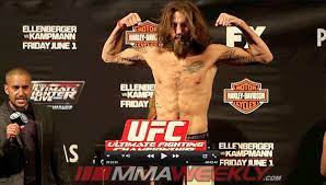 Kevin lee speaks to the media at ufc 210 about his brawl with michael chiesa at the ufc summer kickoff press conference, daniel cormier vs. Michael Chiesa Becomes The Ultimate Fighter With Submission Win Mmaweekly Com