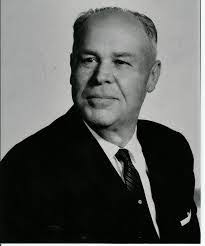 Walter Collum's Instagram, Twitter & Facebook