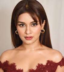 same romper, two moods 🔥 classy in maroon or bold in red?