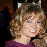 Lisa Crownover's Instagram, Twitter & Facebook