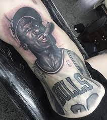 Based on who you grew up rooting for, and when you grew up, fans all have different ideas as to who was the best. Pin By Film Tattoos On Tattoo Tattoos Portrait Tattoo Michael Jordan Tattoo