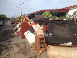 1 tingkat bawah, jalan perniagaan gemilang 1, pusat perniagaan gemilang, 14000 bukit mertajam, pulau pinang, malaysia. Buletin Tv3 On Twitter Bukit Mertajam Penduduk Taman Sri Rambai Mula Mengemas Rumah Selepas Air Banjir Surut Sepenuhnya Di Kawasan Perumahan Itu Https T Co Ekyyoinq1y