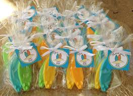 Pin By Tawnie Steiger On Boys Birthday Party Luau Baby Showers Hawaiian Baby Showers Luau Bridal Shower