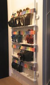 Nach jahren immer noch zufriedenmichi9876platzsparende lösung für die wand, hat sich bewährt praktisch und schön flach!franzmaxunser vorzimmer ist klein, das schuhregal also optimal passend. Schuhregal Design Mit Kreativen Einsatzmoglichkeiten