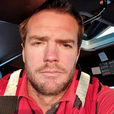 Mitt namn är Daniel Conroy och är frivillig sjöräddare inom  Sjöräddningssällskapet. Det är ett yrke som jag är väldigt stolt över. Att  vara sjöräddare ger mig så otroligt mycket och kunna hjälpa