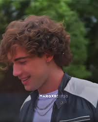 Edits de Rey y Margarita: Regreso Tras Meses