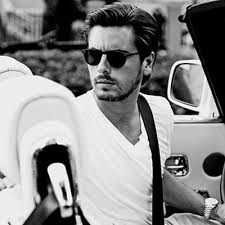 In the 1950s, it was the full swing skirts, protruding chests, and small waists that needed short cropped hairstyles to balance out the bottom heavy fashions. 15 Modern Men S Hairstyles Borrowed From The 1950 S Admiral Pomade