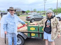 Hats Off to the Busy Volunteers at Meal a Day!