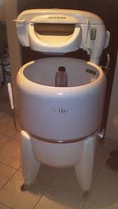 You may think i have an obsession with old maytag wringer washing machines, and i guess i am little different! 1948 Kenmore Wringer Washer Manufactured For Sears By Whirlpool Corp After Touch Up Paint Restoratio Vintage Washing Machine Vintage Laundry Wringer Washer