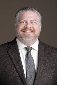 Eric Grey's Instagram, Twitter & Facebook