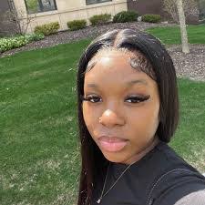 Brianna Watts's Instagram, Twitter & Facebook