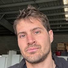 Jeremy Dellinger's Instagram, Twitter & Facebook