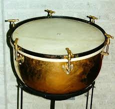 Academia de Bellas Artes de Santa Cecilia: Instrumentos musicales ...