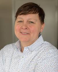 Army Veteran makes fashion and cancer statements