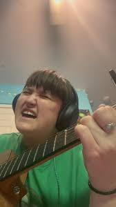 GUYS @lilspoonerism released a mastered version of Utopia Now! and i love  it so much so here is another cover of it :), you better go listen to it or  my cat WILL eat you.