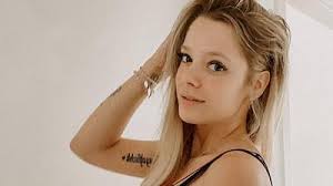 Über ihre beziehung mit dieter bohlen sagte carina walz in einem interview mit der bildzeitung, dass sie noch nie ernsthaft miteinander gestritten interessante fakten : Zum 14 Jahrestag Dieter Bohlen Und Carina Walz Sprechen Uber Ihr Kennenlernen